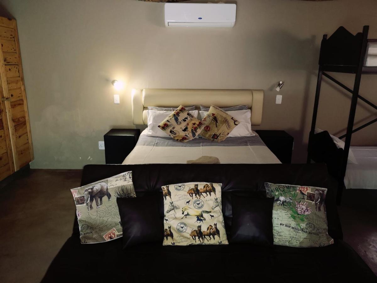 Aaa Rose Garden Guesthouse Mookgophong Exterior foto
